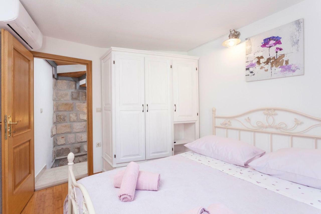 Holiday Home Lavanda Grubisic Tučepi Dış mekan fotoğraf