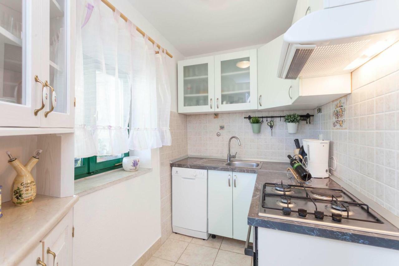 Holiday Home Lavanda Grubisic Tučepi Dış mekan fotoğraf